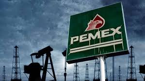 Pemex firma contratos mixtos con Carso y otras empresas para impulsar producción y reducir deuda