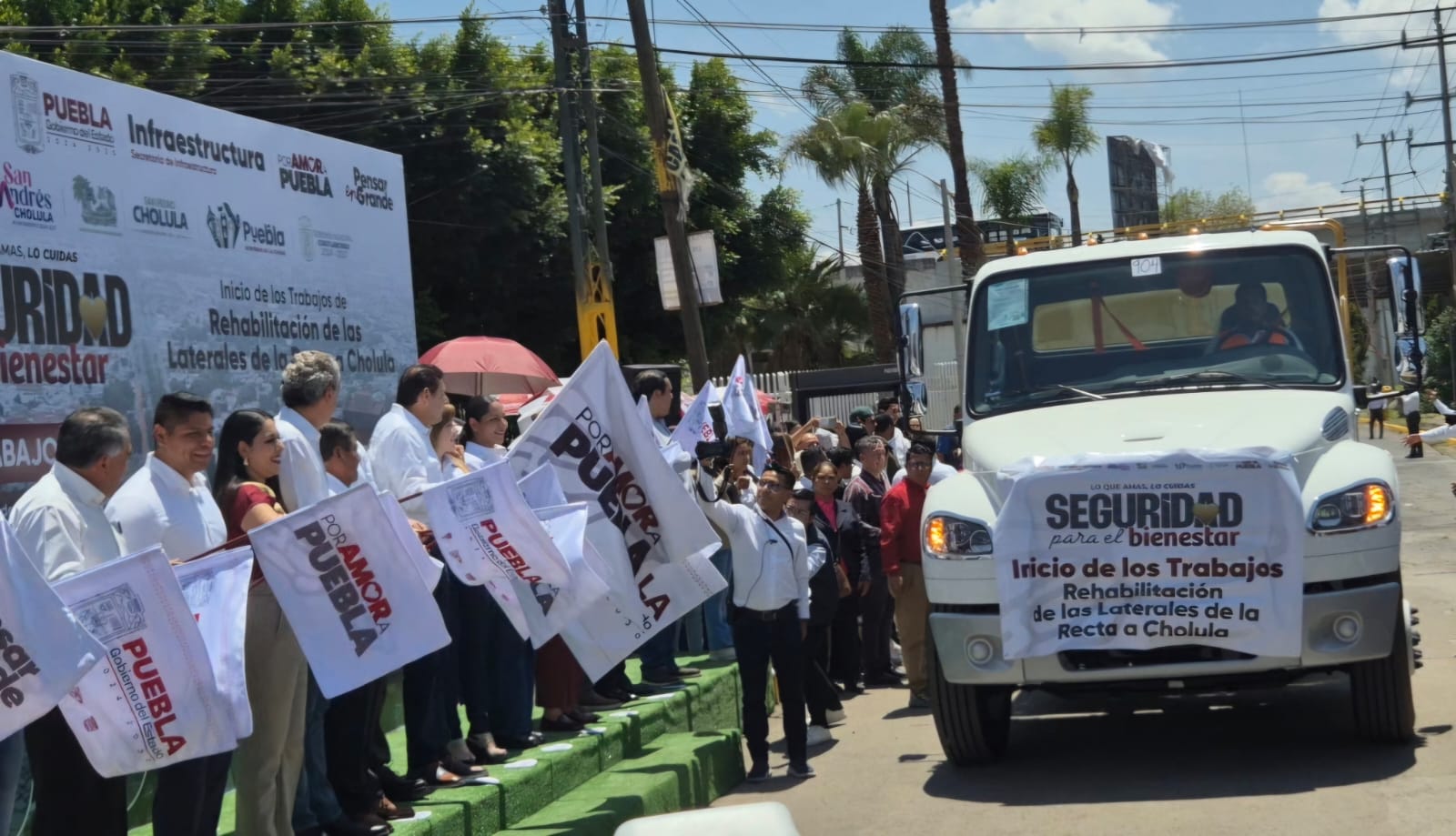 Inicia rehabilitación de las laterales de la Recta a Cholula como parte del programa federal “Senderos de Paz”