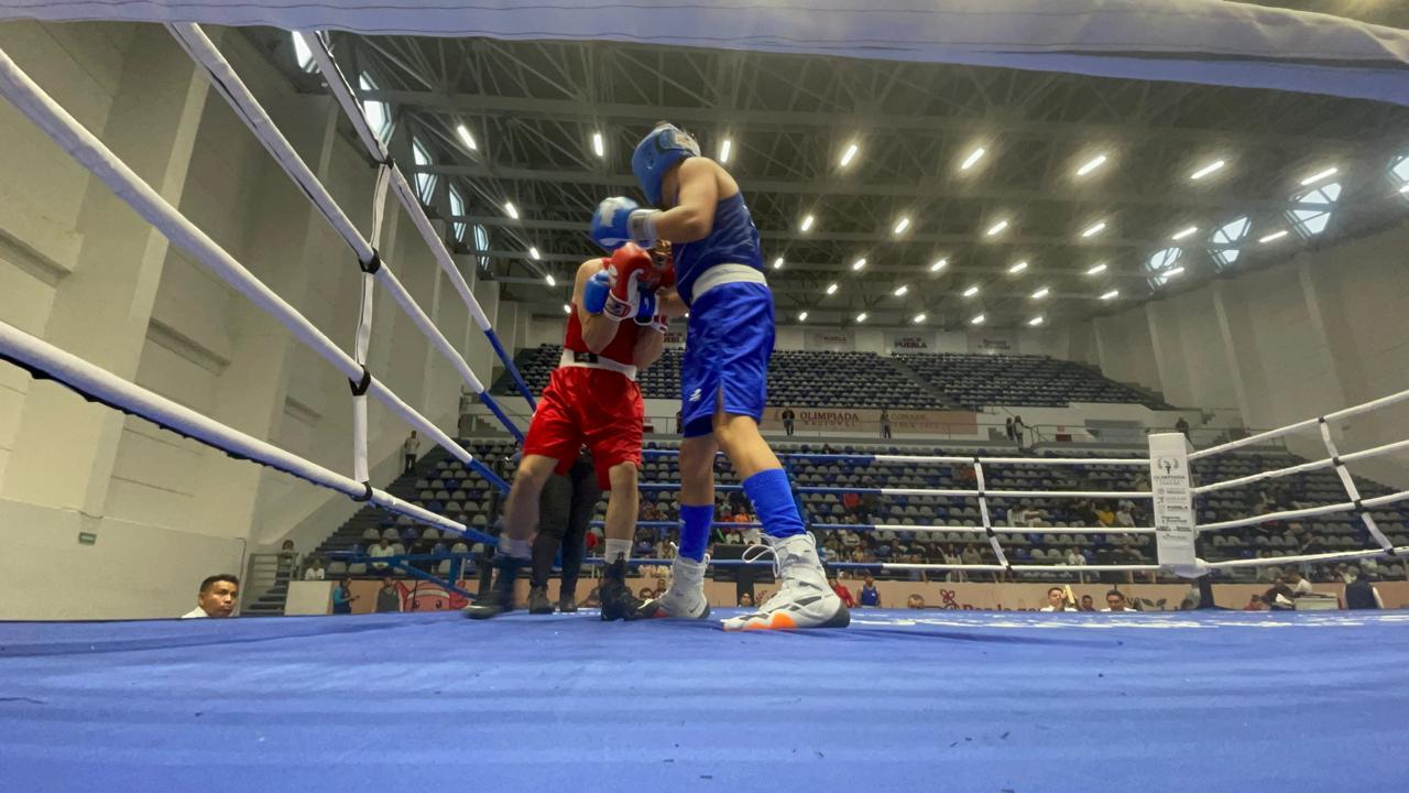 Boxeadores de Tlaxcala brillan en Olimpiada CONADE en Puebla