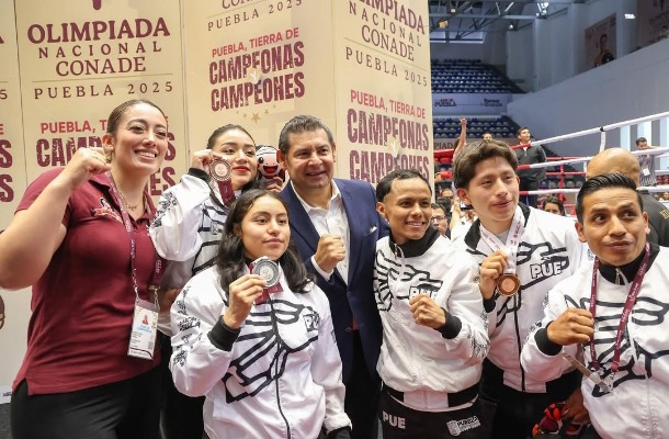 Proyecta Alejandro Armenta una "ciudad de los deportes" en zona de estadios