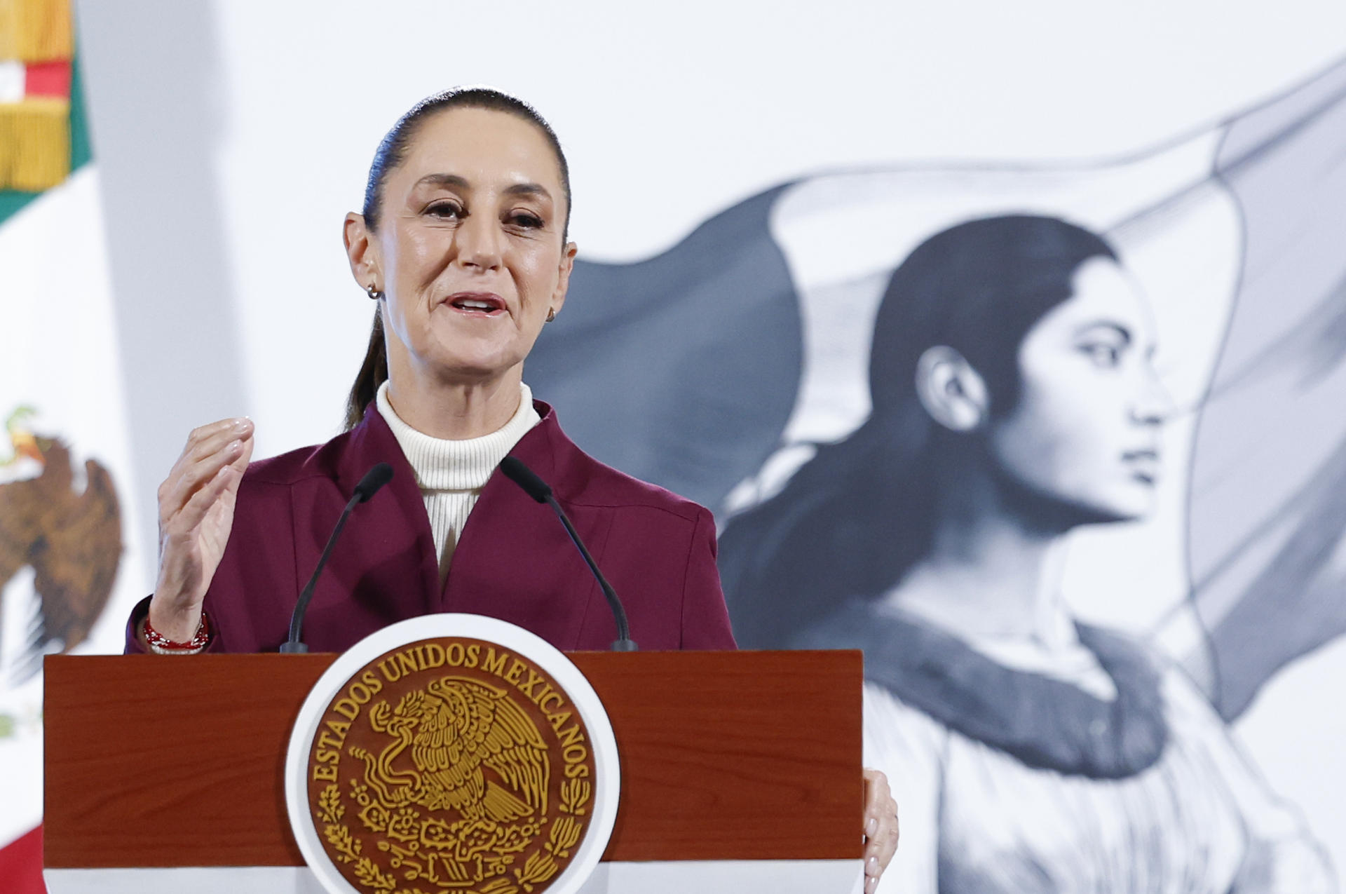 Sheinbaum critica multa del INE y esperará fallo del Tribunal Electoral