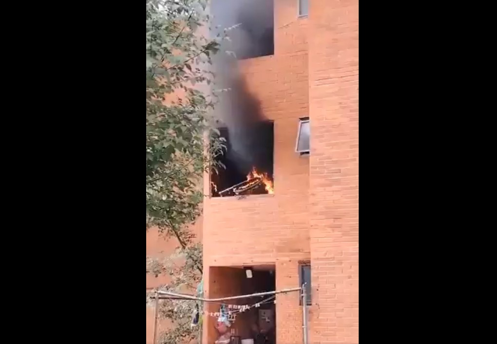 Incendio en fraccionamiento IVI Santa Lucía 5 por caída de tanque de gas