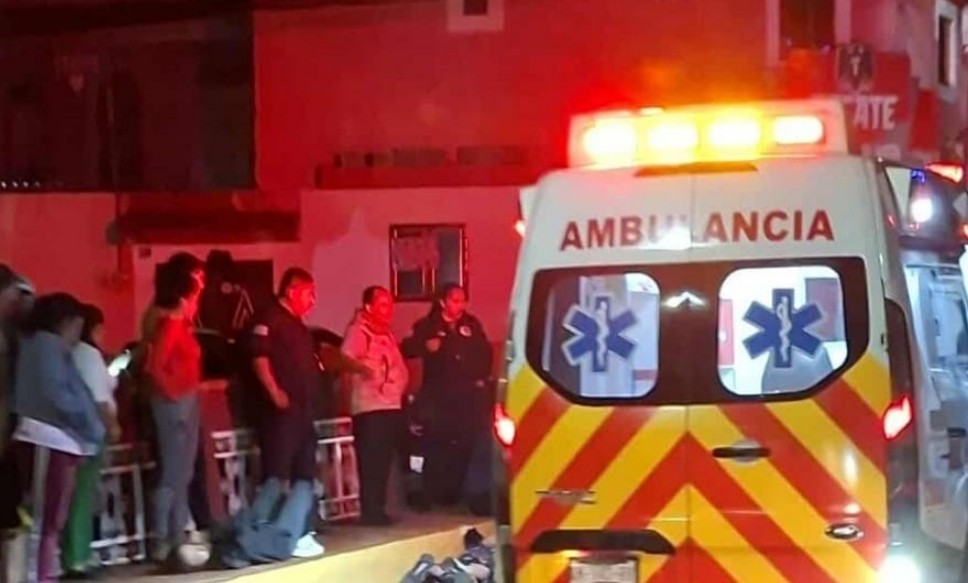 Taquero evita tragedia en puente de Atlixco