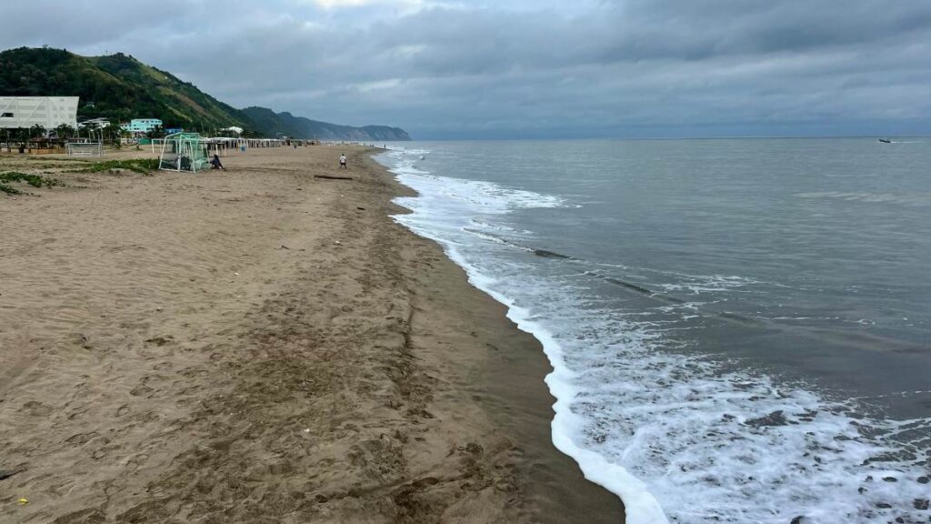 México cancela alerta de tsunami tras fuerte sismo en Rusia: sin daños