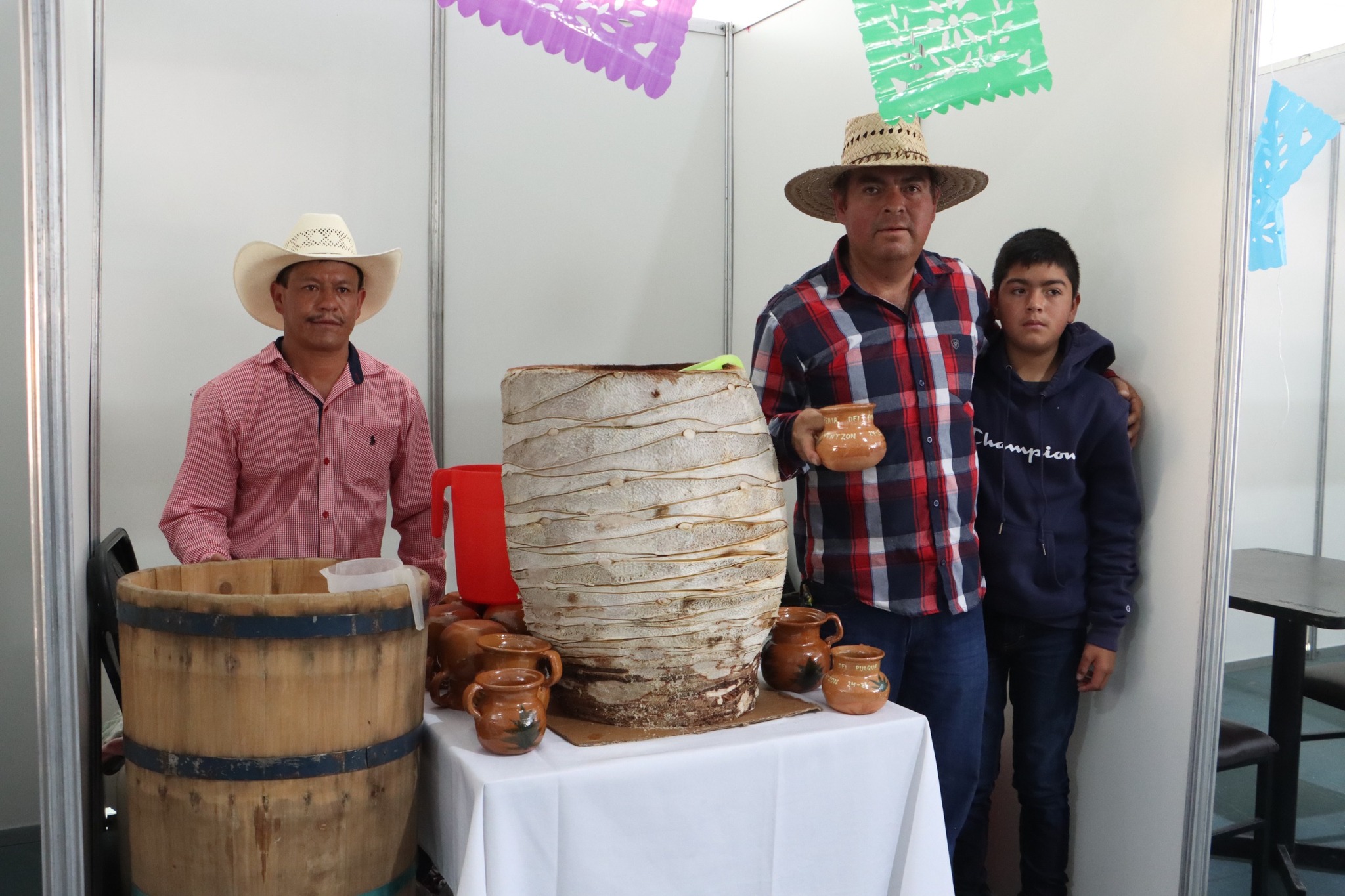 sanctorum con primera feria artesanal 2025 5