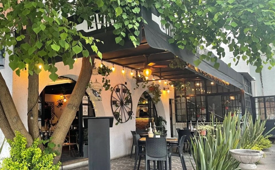 Violento asalto en restaurante de La Noria