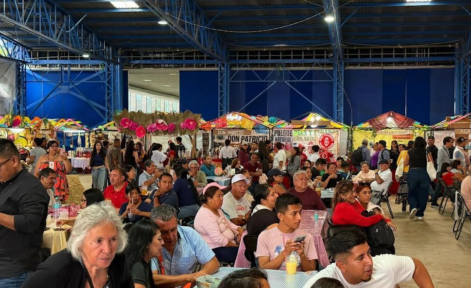 Atlixco celebra con éxito su Feria del Mezcal y el Pulque