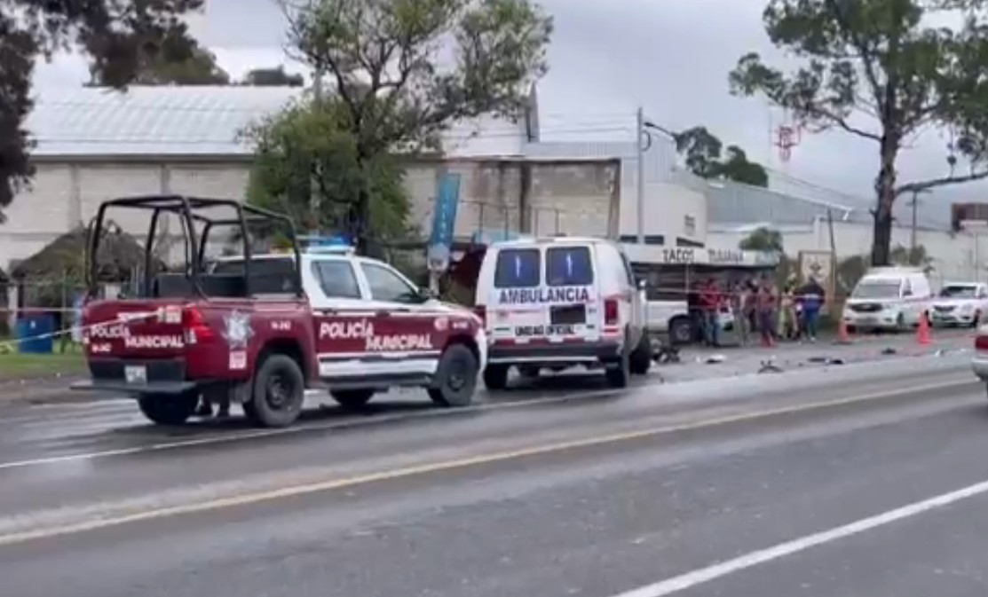 Fatal accidente en la carretera Atlixco–Puebla deja un motociclista muerto