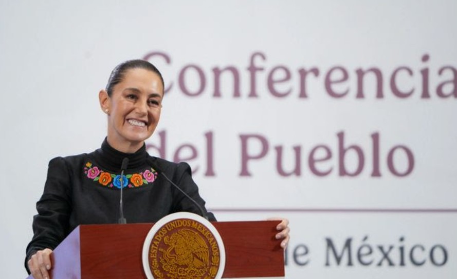 Presidenta Sheinbaum lidera apoyo en zonas afectadas por el huracán Erick