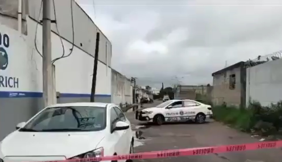 Hallazgo de dos cuerpos embolsados detrás del Polideportivo de Xonaca