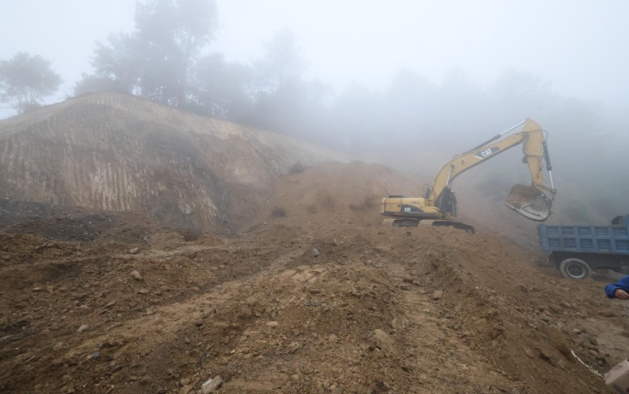 Atención inmediata ante desgajamiento en Eloxochitlán