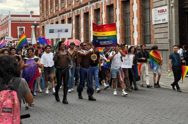 Marcha del orgullo LGBT en Puebla estará dedicada a Ociel Baena y Fabián Barrales