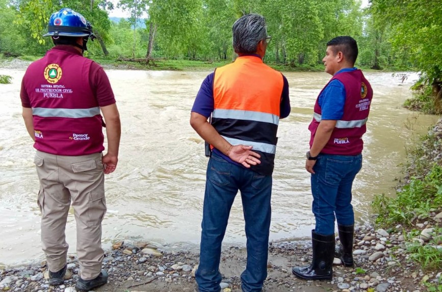 Evalúan daños y apoyos en comunidades incomunicadas de Francisco Z. Mena