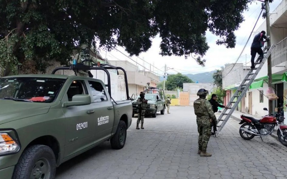 Detectan cámaras ilegales en postes de Tehuacán