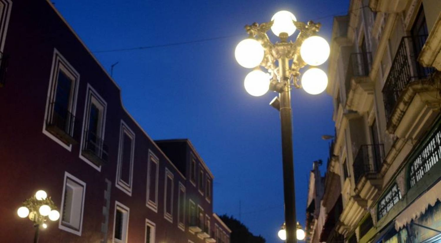 Disminuye 50% el robo de cableado en luminarias públicas de Puebla: Servicios Públicos