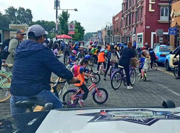Promueven movilidad sustentable con rodada ciclista en San Pedro Cholula