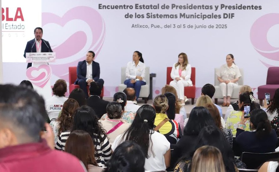 Ceci Arellano impulsa el bienestar familiar en Puebla