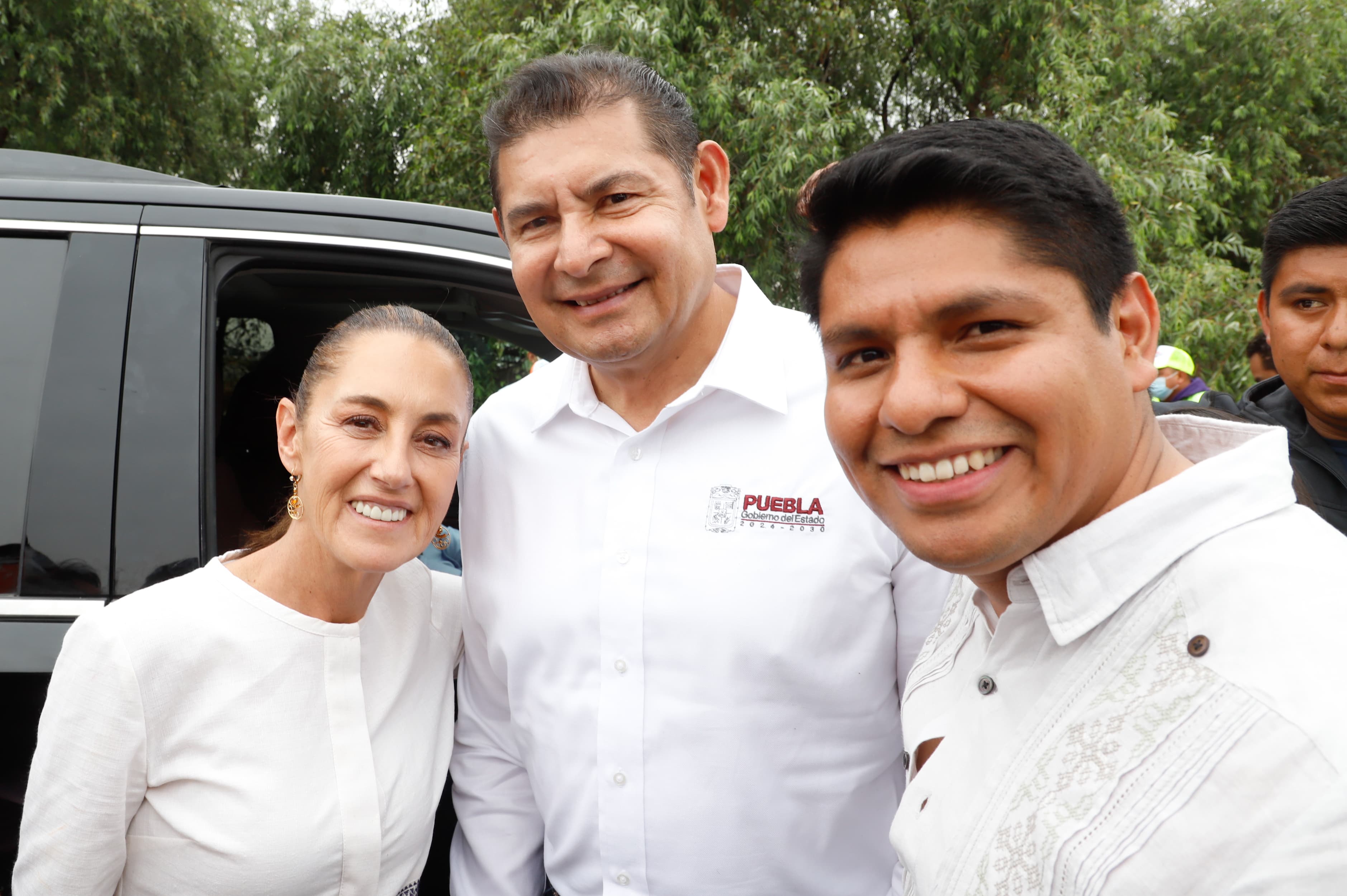 Omar Muñoz acompaña a Claudia Sheinbaum al arranque de limpieza del río Atoyac