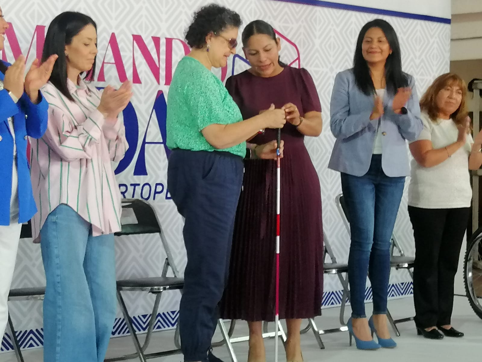 Entregan 177 aparatos ortopédicos a personas en situación de vulnerabilidad