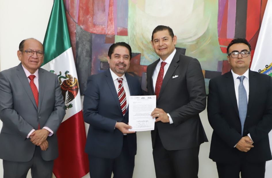 Nombramiento de Juan Carlos Valdéz Zayas como Director General del SEDIF