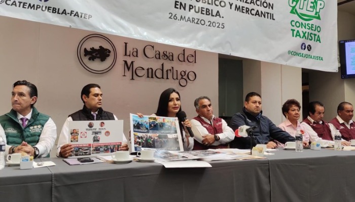 Taxistas señalan a exsecretario de Movilidad de beneficiar a la CTM con concesiones