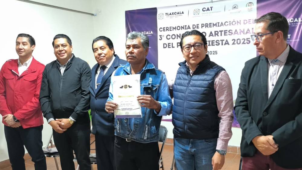 Premian a los mejores tahoneros de Tlaxcala en el Concurso de Pan de Fiesta 2025
