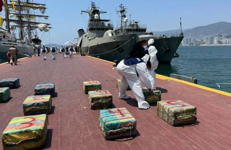 Detención de cinco personas y aseguramiento de cocaína en Guerrero