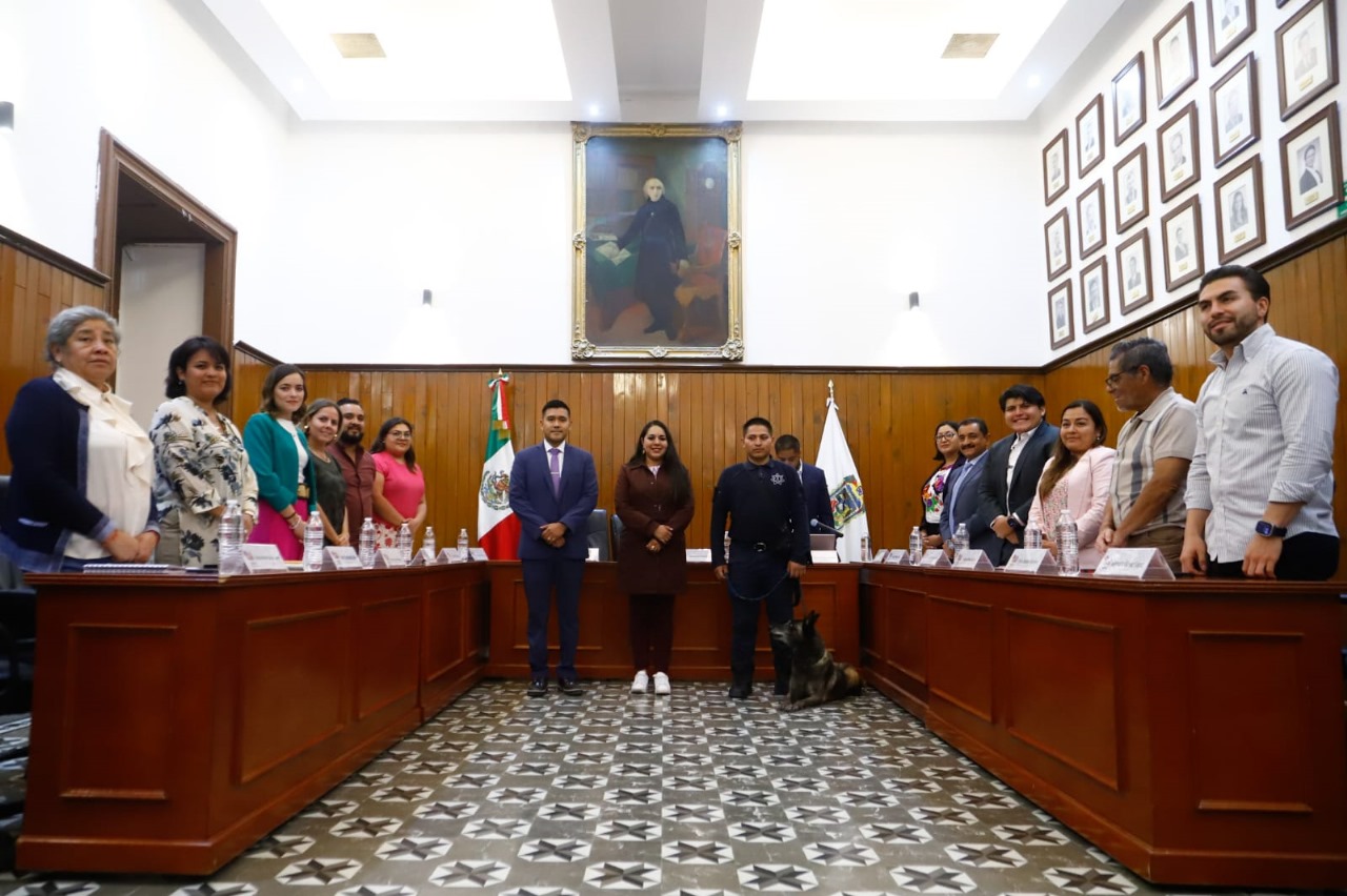 Aprueba Cabildo comodato de 2 vehículos al DIF adaptados para personas discapacitadas