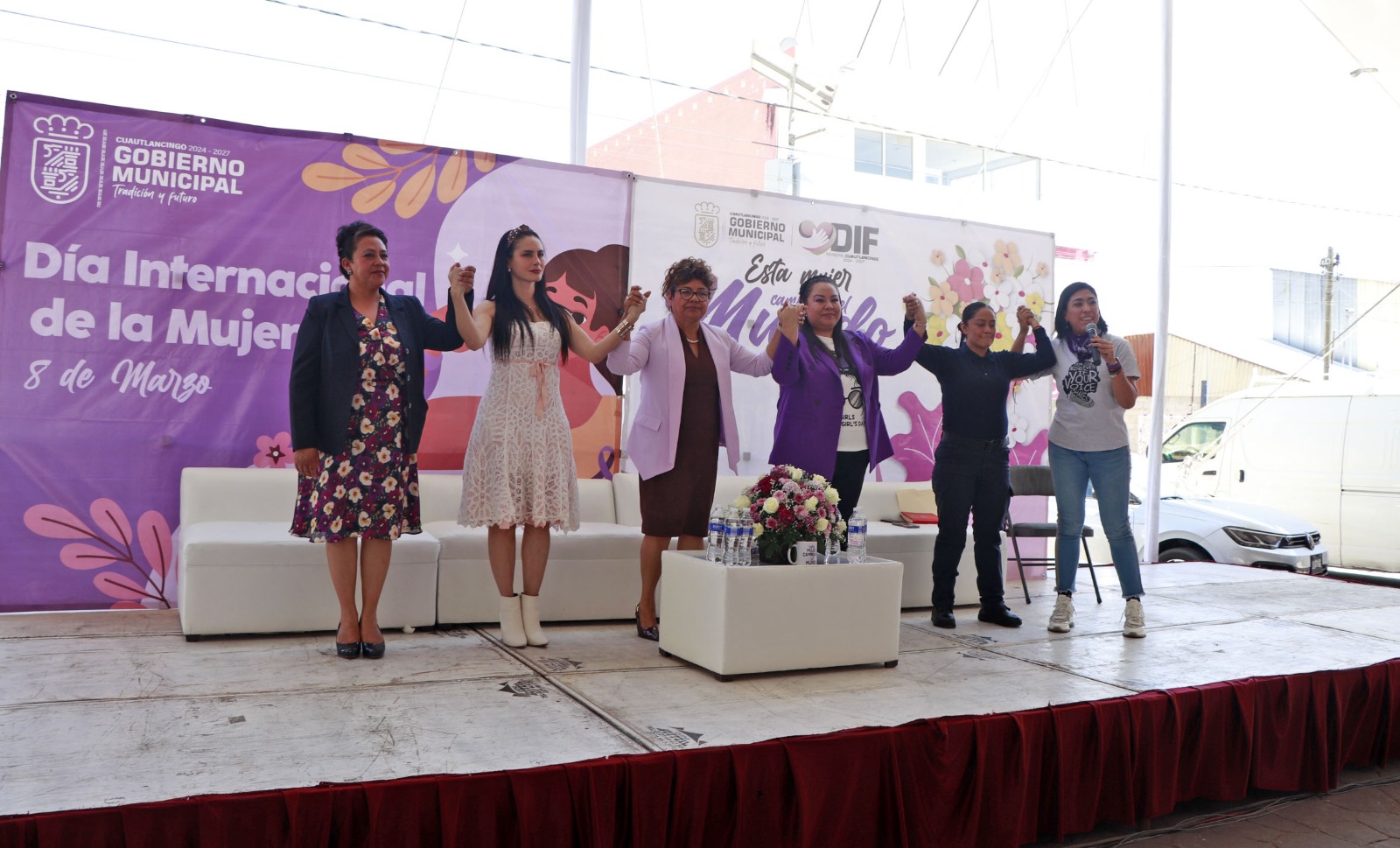 Omar Muñoz y Tere Alfaro encabezaron la conmemoración por el “Día Internacional de la Mujer” con el evento “Esta mujer cambiará el mundo”