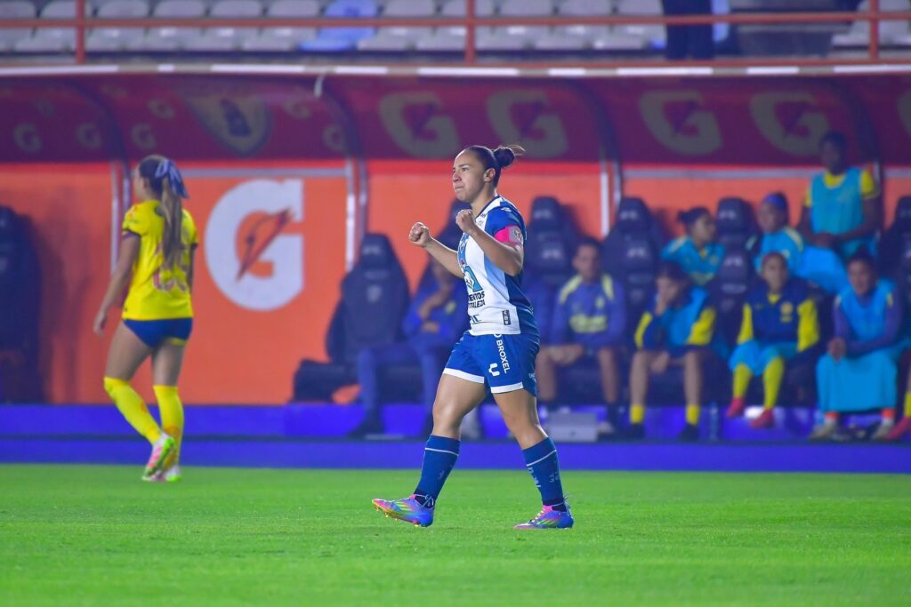 Pachuca golea 3-0 al América y roza su primer título en Liga MX Femenil