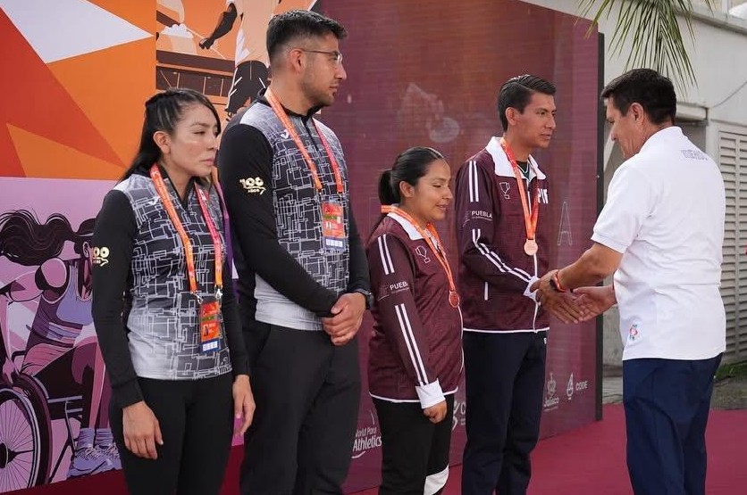 Delegación poblana destaca en justa internacional de para atletismo