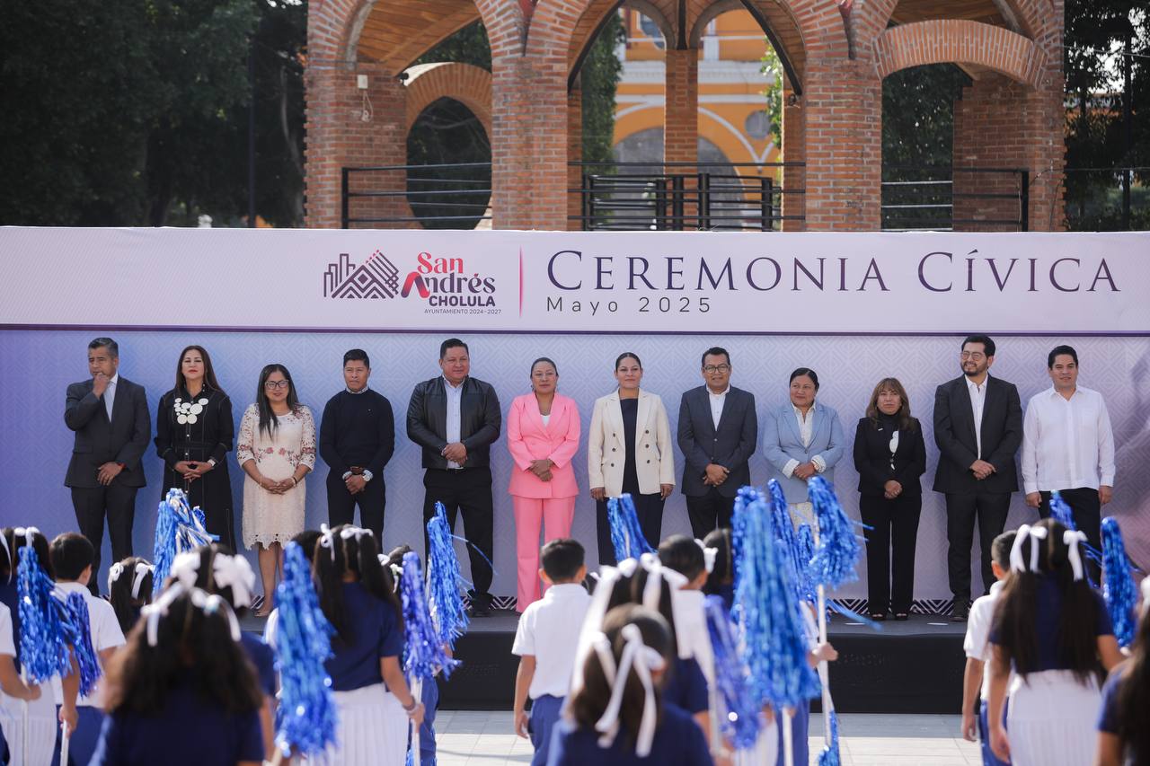 Resalta San Andrés Cholula ceremonia cívica con valores patrios y respeto a la diversidad