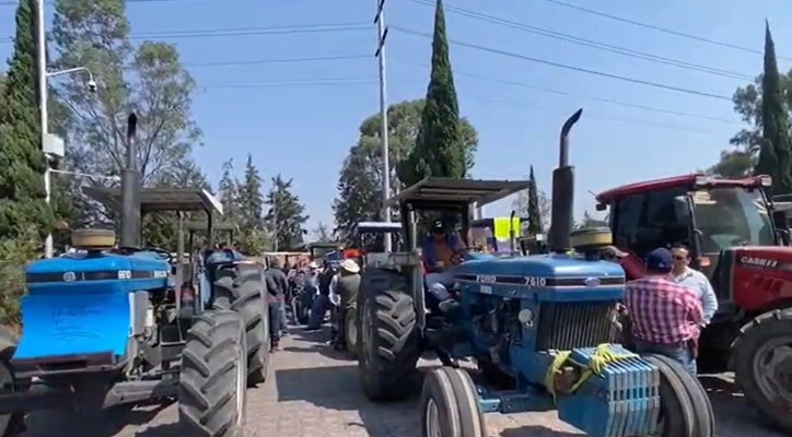 Campesinos de Puebla levantan bloqueo tras lograr acuerdos con el SAT