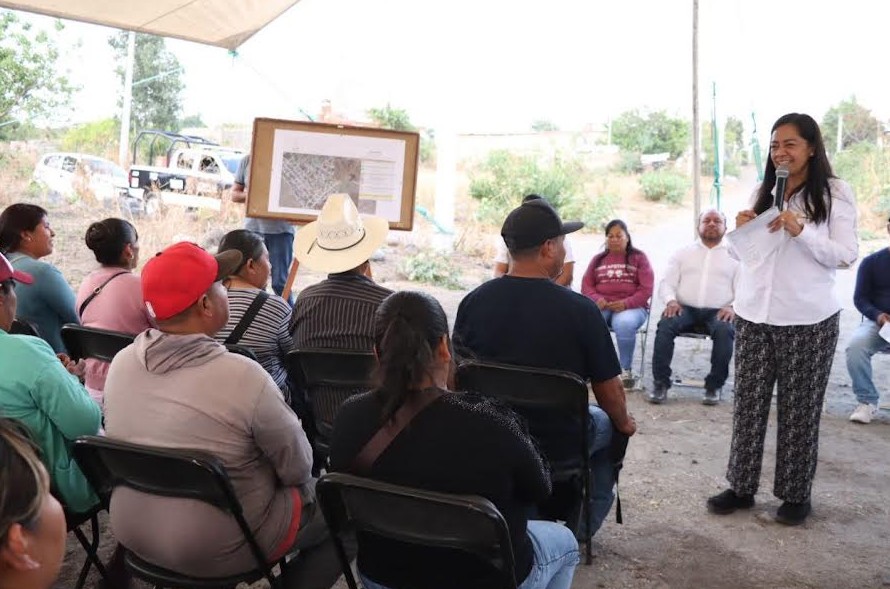 Obras de electrificación benefician a familias de Atlixco