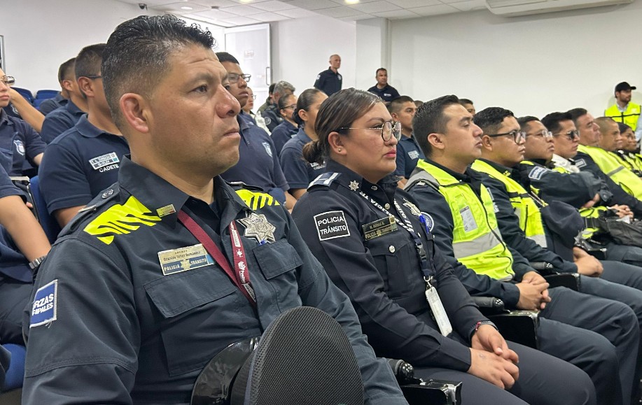 Capacitación en seguridad vial para policías de Puebla