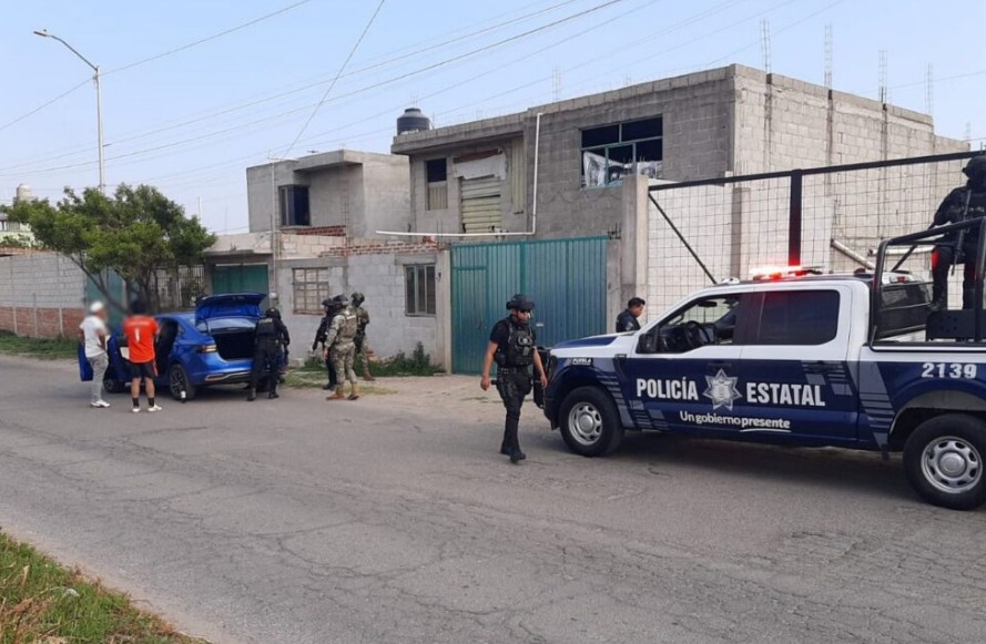 Aseguran a nueve migrantes colombianos en Cuautlancingo