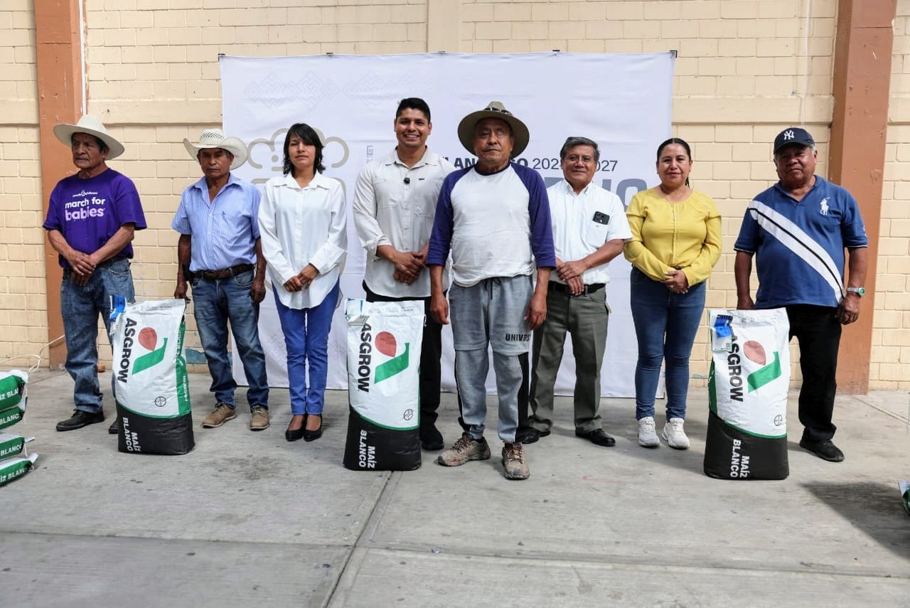 apoyos agricultores almecatla 2
