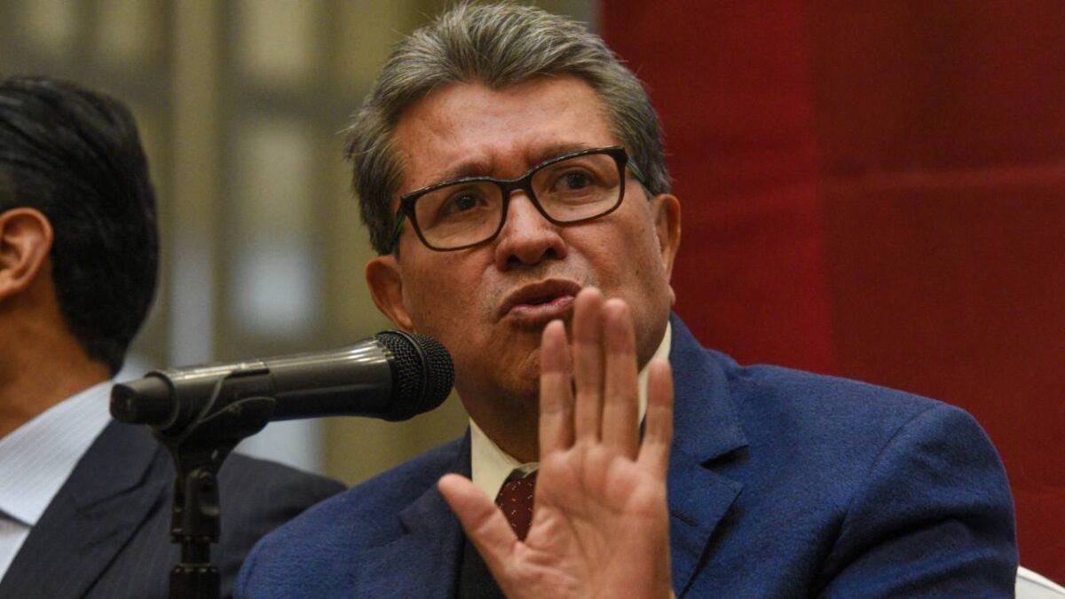 Ricardo Monreal pide no precipitar reforma laboral de 40 horas 