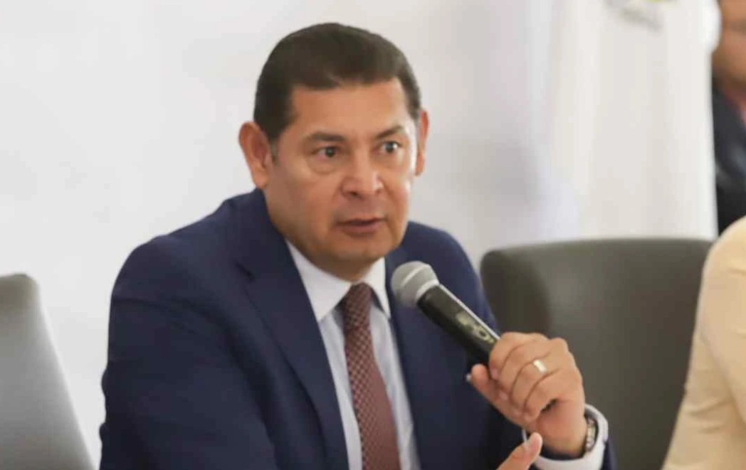 Tras asesinato de funcionarios en CDMX, Armenta llama a reforzar seguridad en Puebla