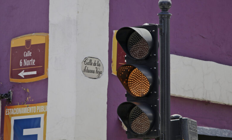 Puebla avanza en modernización semafórica: 99% sincronizados en la 11 Norte-Sur y 28 intersecciones ya centralizadas