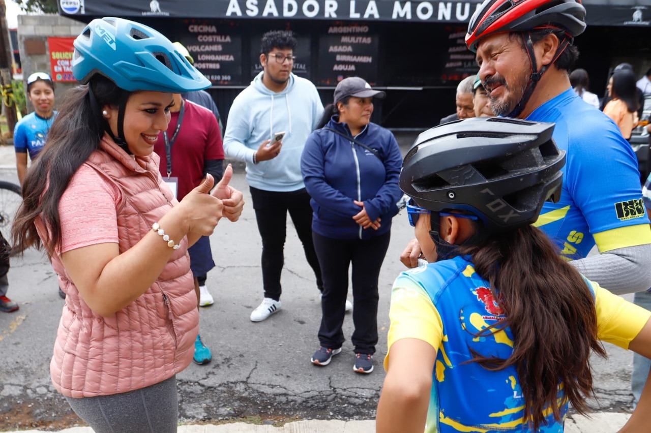 Tonantzin Fernández participa con el gobernador Alejandro Armenta y alcaldes en el 10° aniversario de la Vía Recreativa