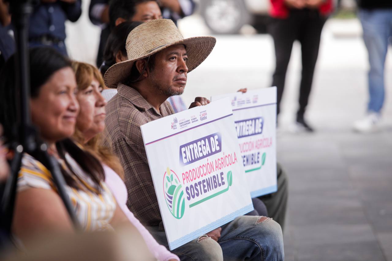 Fortalece Lupita Cuautle el campo y familias productoras de San Andrés Cholula