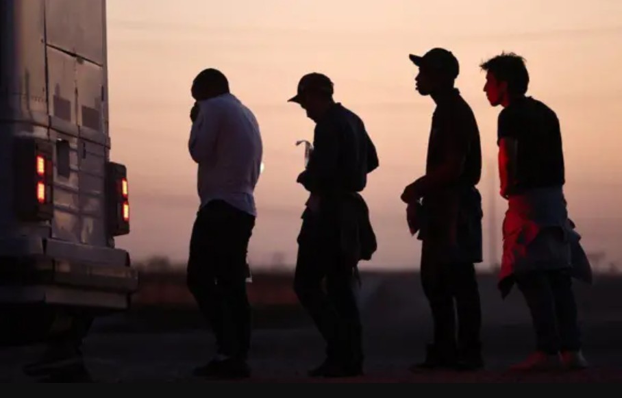 Acusan a cuatro mexicanos por tráfico de migrantes vía Canadá a EE.UU.