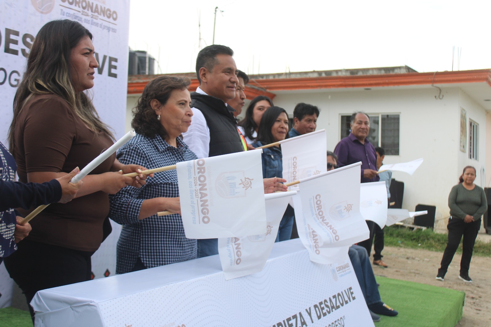 Para protección de la población, arranca Armando Aguirre jornada de limpieza y desazolve en Coronango