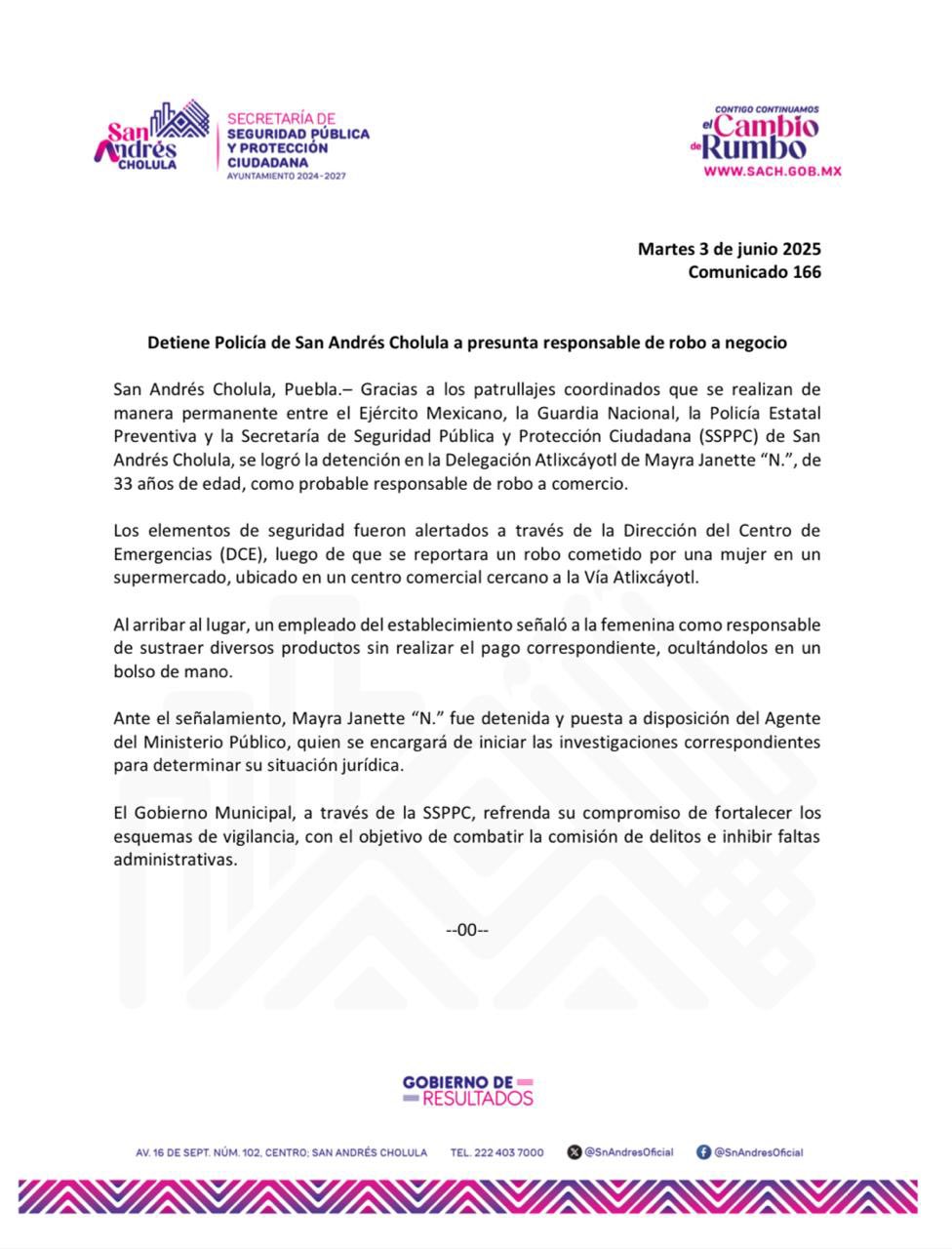 detienen a mujer por posible robo 1