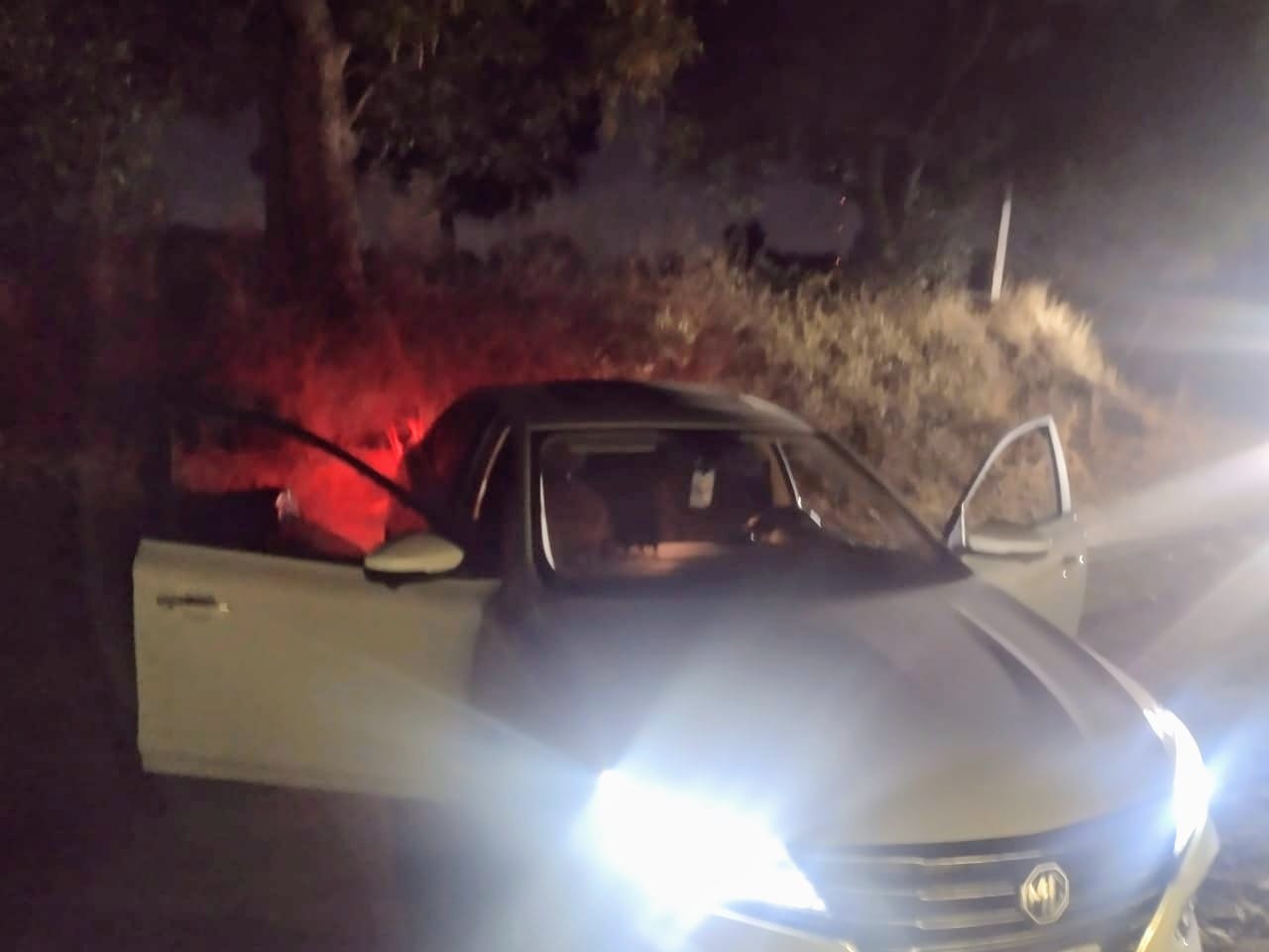 Elementos de la Dirección de Seguridad Vial de Cuautlancingo recuperan vehículo robado a conductor de la plataforma Didi