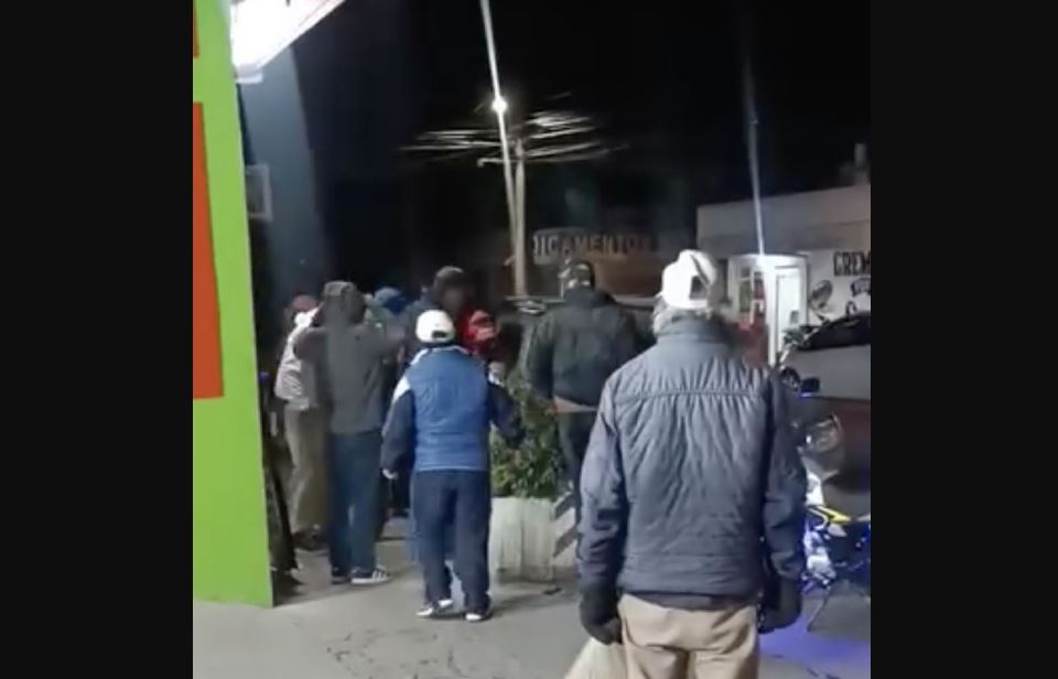 Presunto asaltante es golpeado por vecinos en Toluca tras intento de robo
