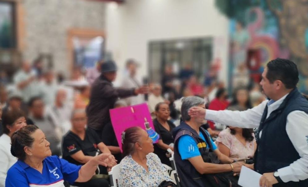 SEDIF fortalece atención a adultos mayores en la Casa del Abue