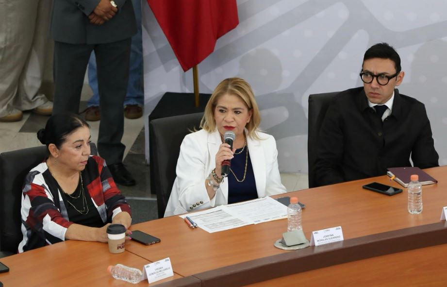 Extienden plazo y más poblanos se benefician del no pago de tenencia