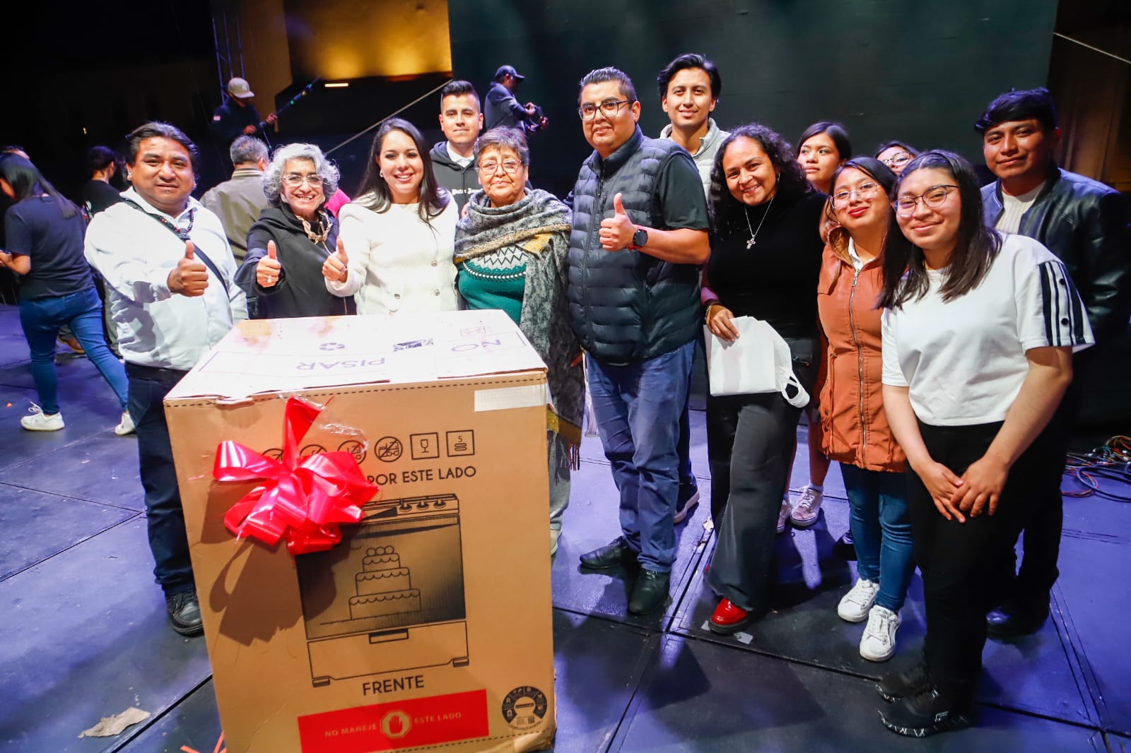 Tonantzin Fernández celebra a lo grande a las mamás cholultecas con la Fiesta Magnífica
